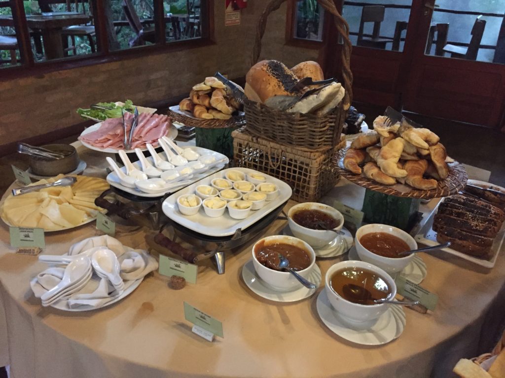 Desayunos en La Aldea de la Selva Lodge